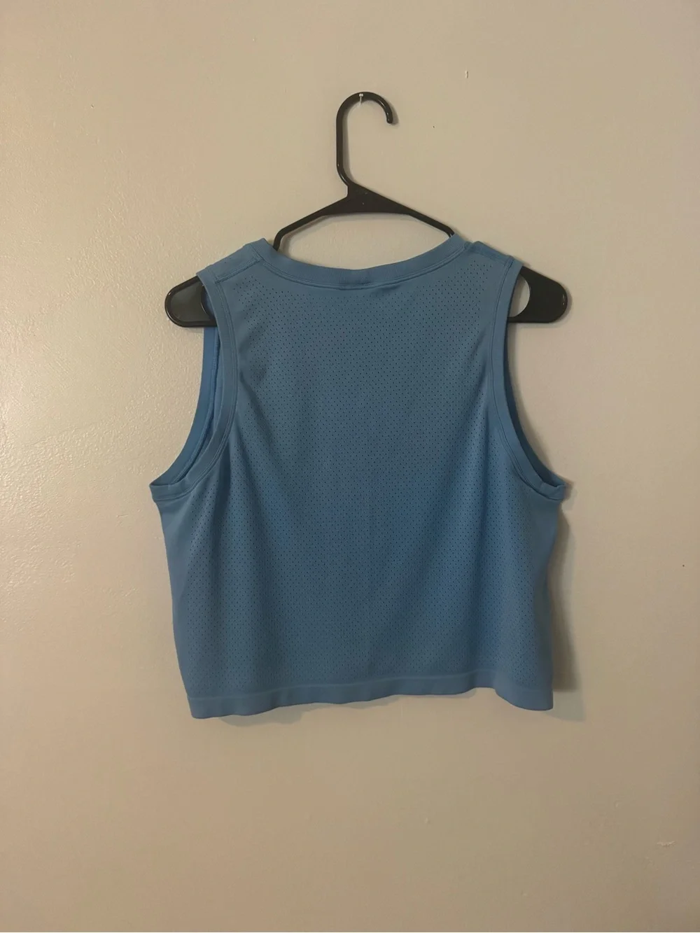 Lululemon Breeze By Muscle Crop Tank Blue M/L